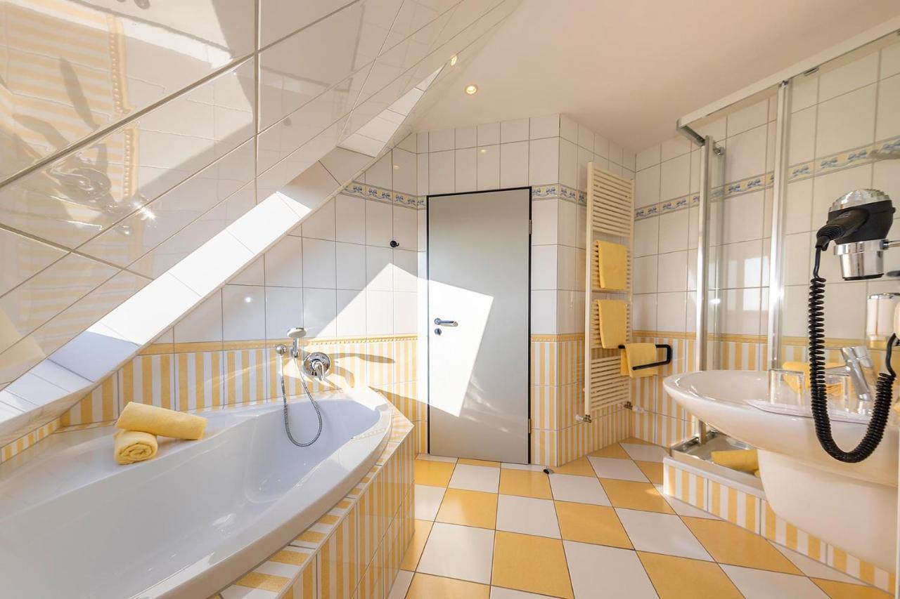 Dünenhotel Am Hotel 3*